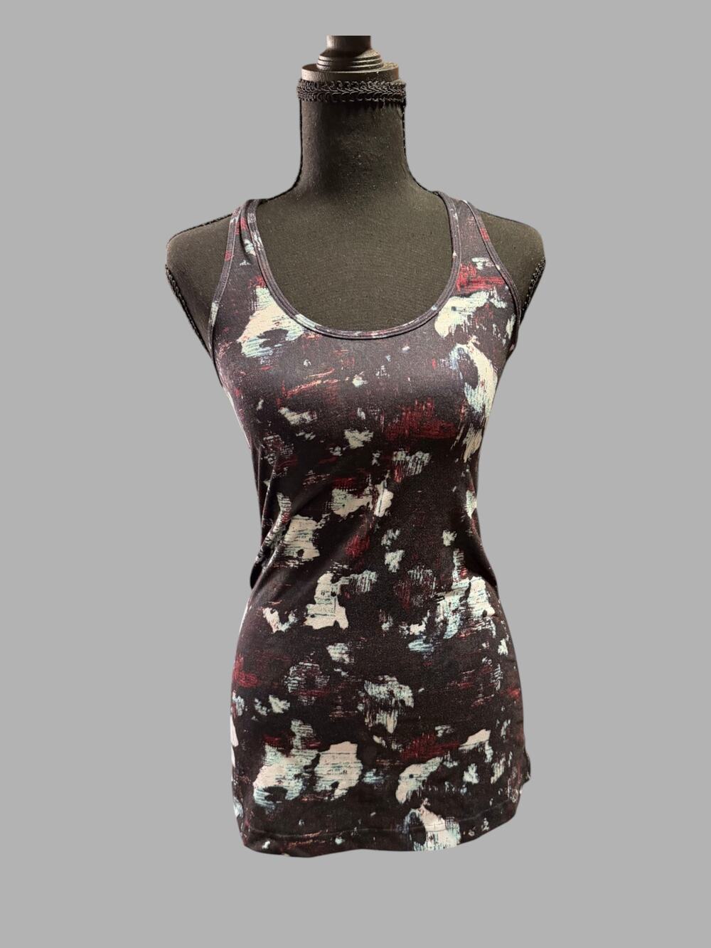Lululemon Womens Racerback Tank Top Abstract Print Athletic Yoga Medium?